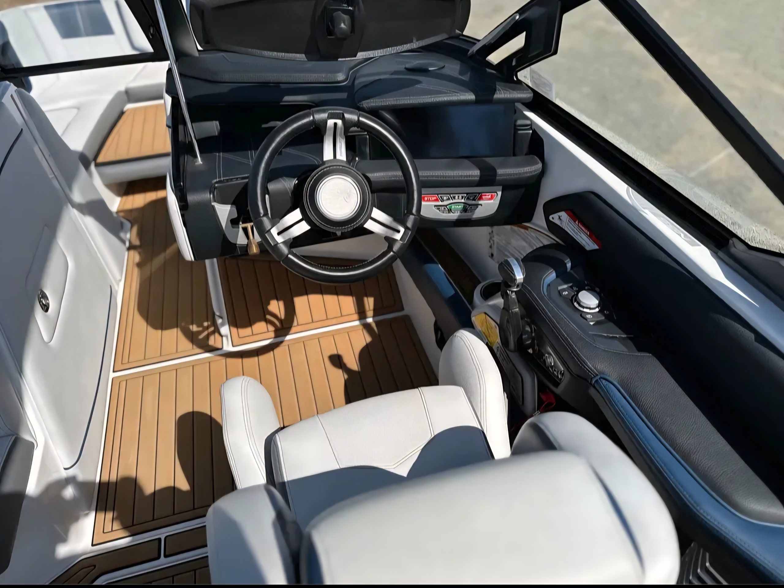 Super Air Nautique G23 Helm and Steering Wheel
